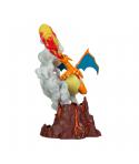 Jazwares Select Pokemon Charizard Deluxe - Figura de Coleccion - Efectos de Iluminacion - Altura 33cm aprox.