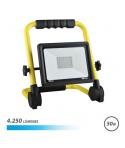 Elbat Foco LED con Soporte Plegable 50W - 4250 Lumenes - 6500K Luz Fria - Cable de 1.50m - IP65 para Uso en Exterior