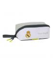 Safta Real Madrid Estuche Portatodo de 2.2L - Asa de Mano - Cremallera Diagonal - 20x8x8cm - Color Blanco y Negro