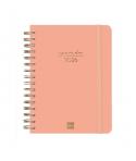 Finocam Alma Agenda en Catalan - Anual 2026 - con Espiral - Formato E10 - 180x30x220mm - 1 Dia por Pagina - Color Coral